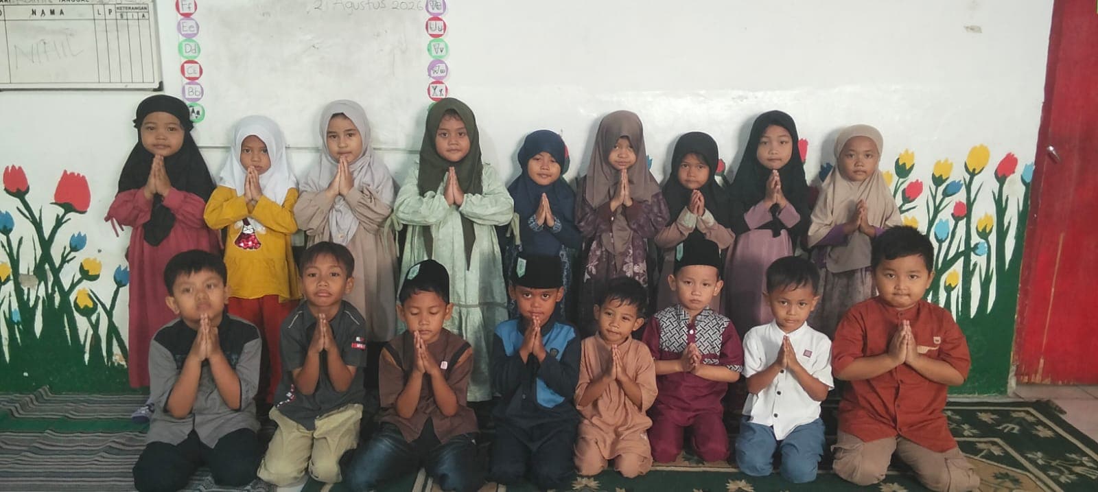 Meneladani Akhlak Rasulullah melalui Peringatan Maulid Nabi