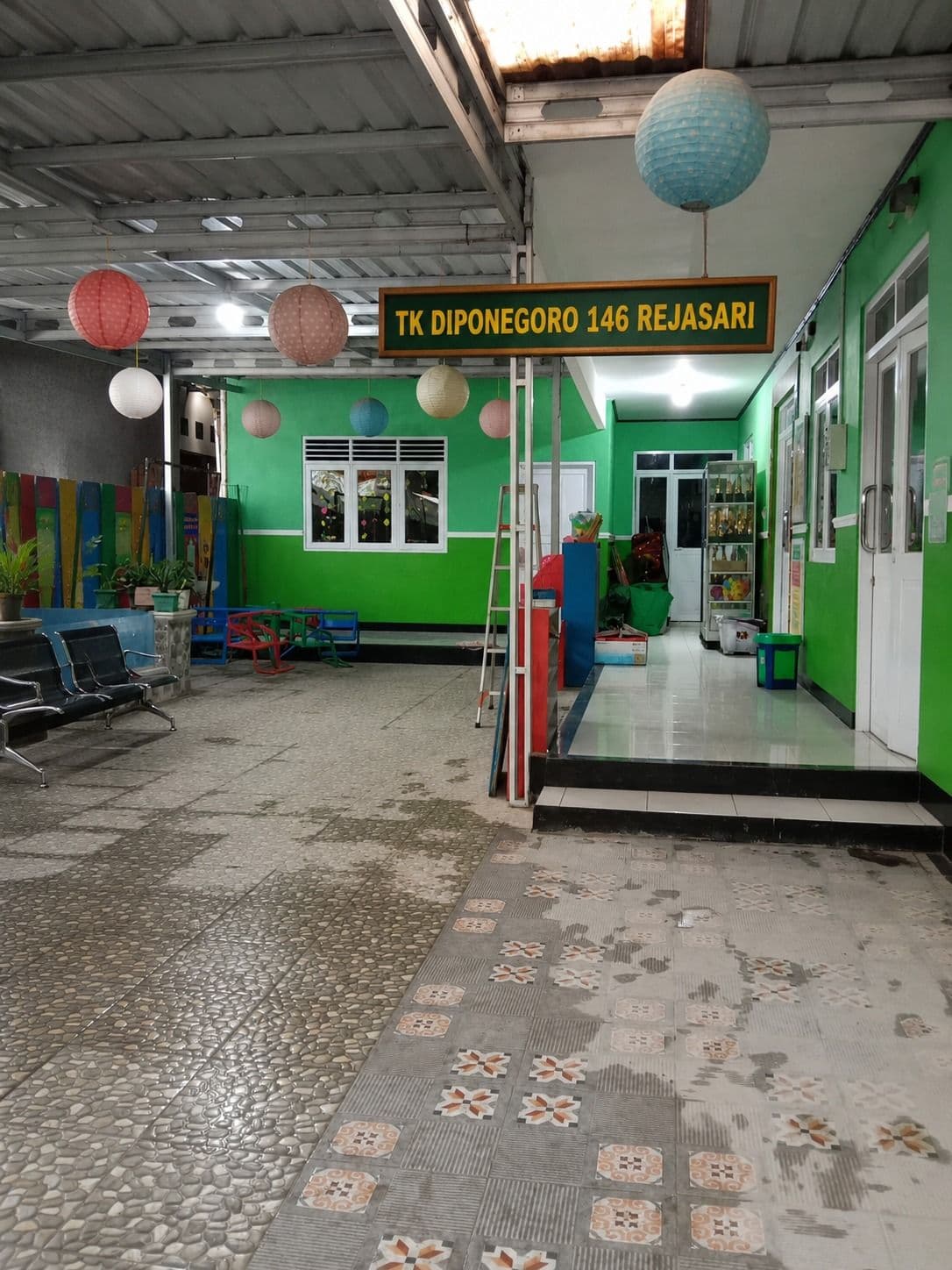 Gedung Sekolah