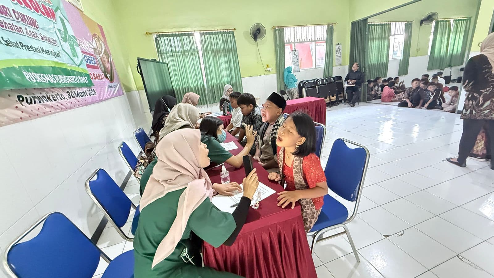 Wujudkan Generasi Sehat, Puskesmas Purwokerto Barat Gelar Cek Kesehatan Gratis di SDN 1 Kober