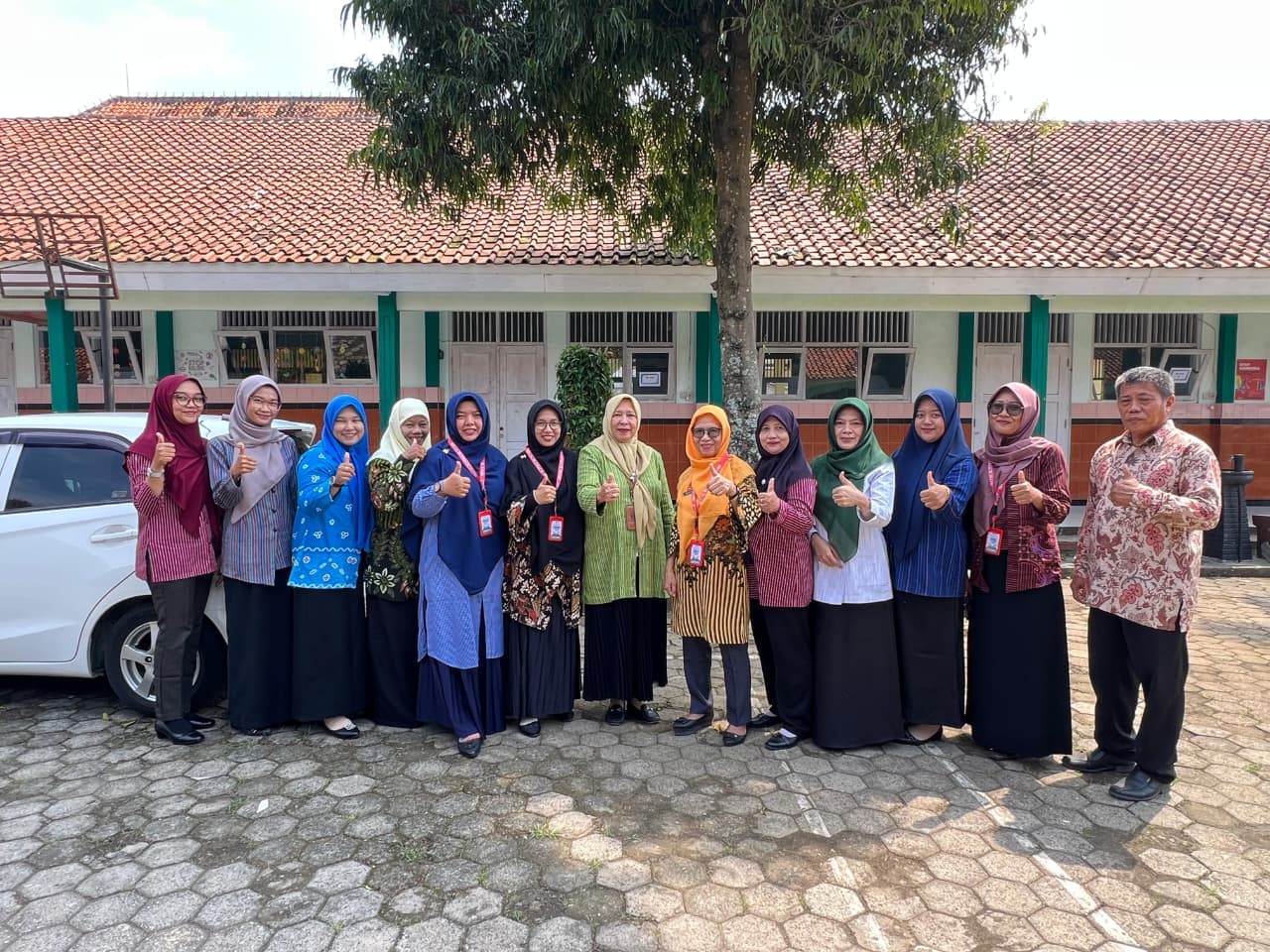 Cek Kesiapan Siswa, Korwilcam Dindik Purwokerto Barat Pantau Langsung TKA di SDN 1 Karanglewas Lor