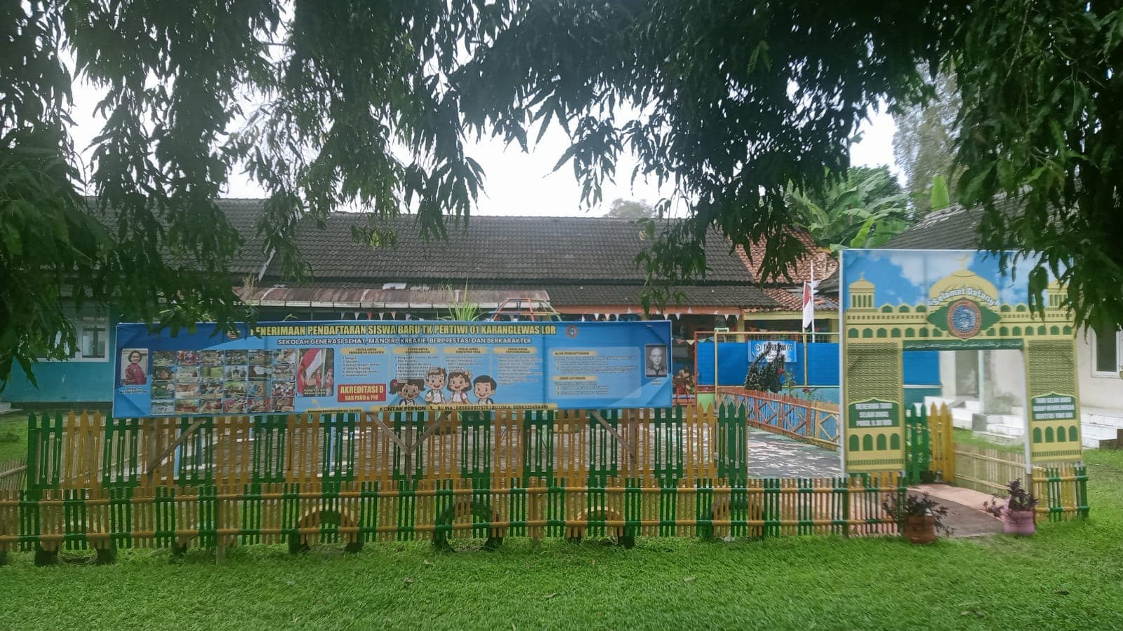Gedung Sekolah