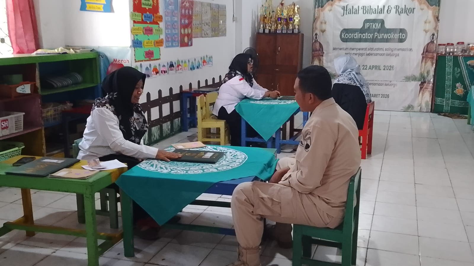 Pengambilan Rapor Akhir Tahun Ajaran 2025/2026 dan Gerakan Ayah Mengambil Rapor Anak (GEMAR)