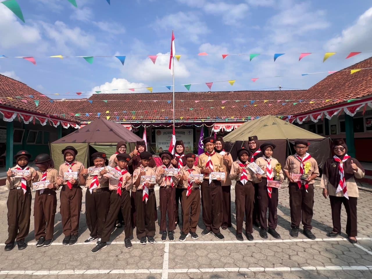 Perkemahan Jumat Sabtu (Perjusa) Pangkalan SDN 1 Karanglewas Lor Gudep 01.0379 dan 01.0380