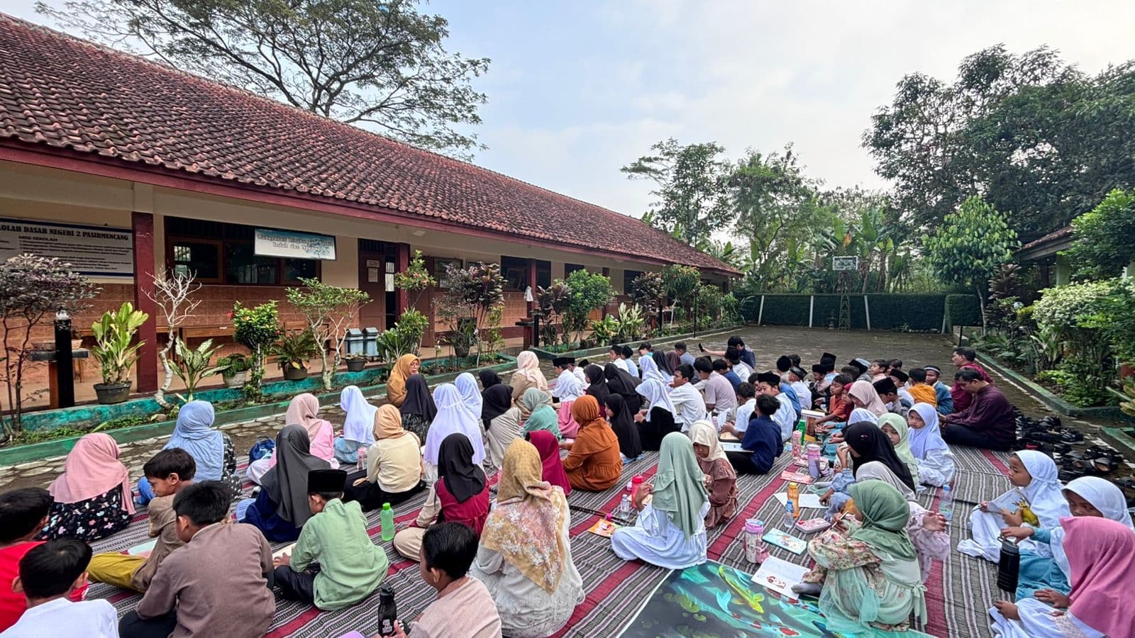 Sekolah Dasar Negeri 2 Pasirmuncang Peringati Tahun Baru Hijriyah 1448 H dengan Penuh Khidmat dan Kebersamaan