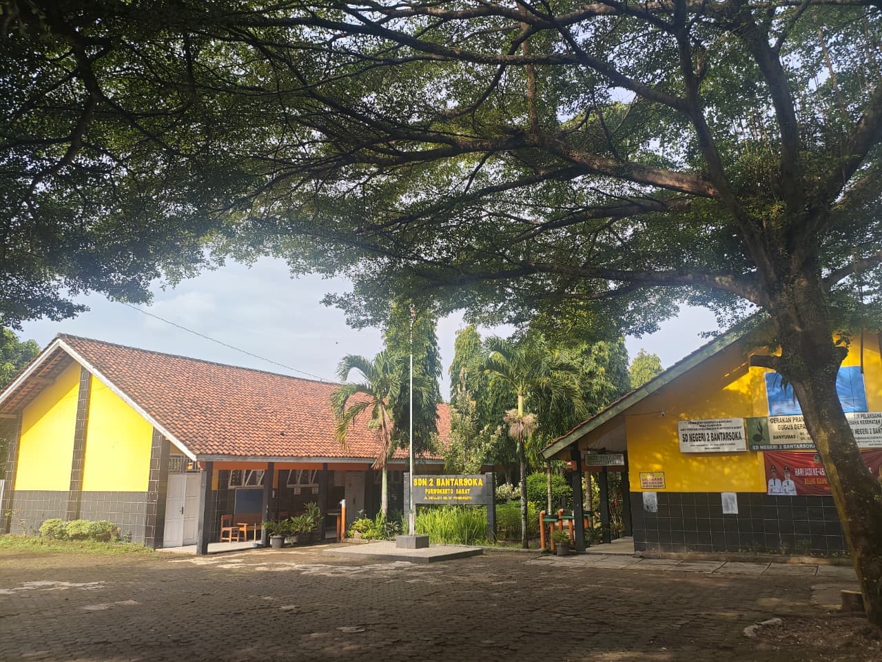 Gedung Sekolah