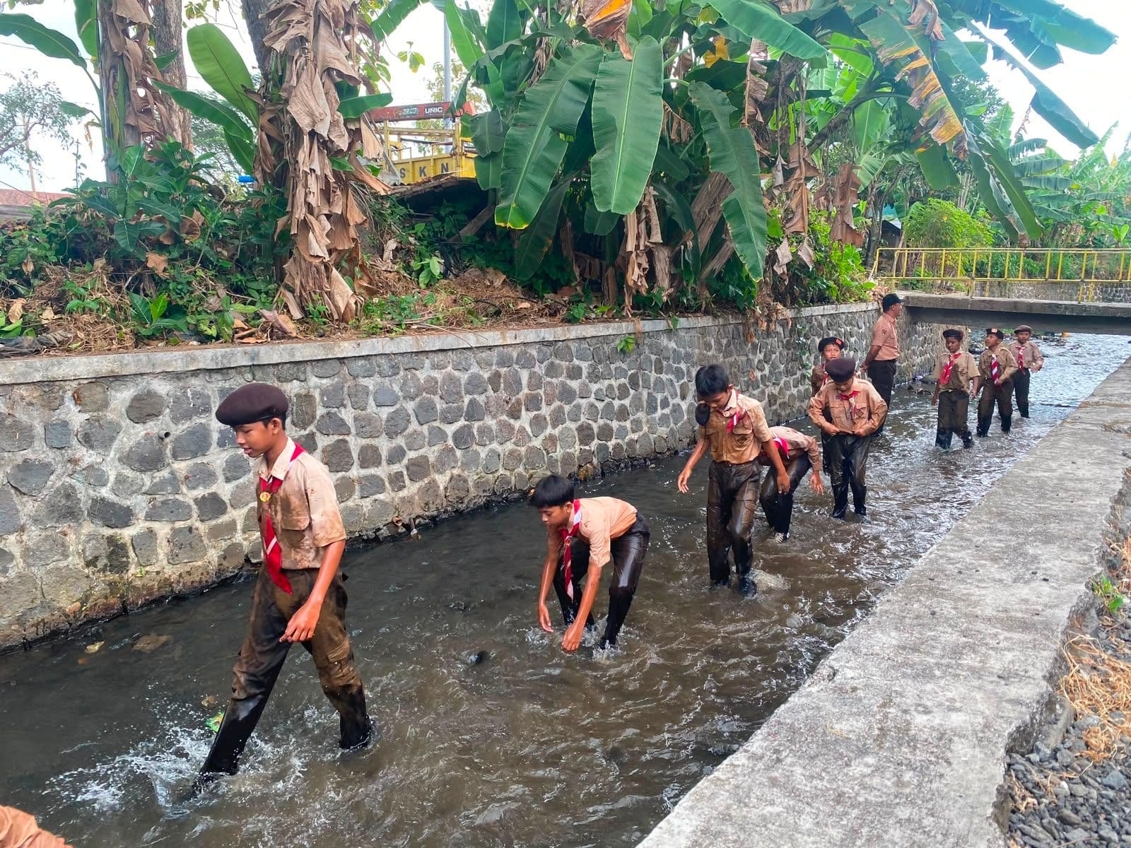 Semangat Pramuka: Serunya Persari dan Jelajah Galang SDN 1 Kober